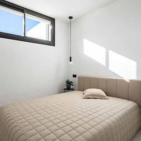 New For Up To 12 People Golf View Villa